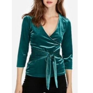 🌸Express One Eleven Tie Blouse
